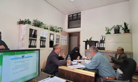 لجان مركز التطوير وضمان الجودة تقيّم أداء برامج الدراسات العليا بكلية الزراعه والاغذيه والبيئه