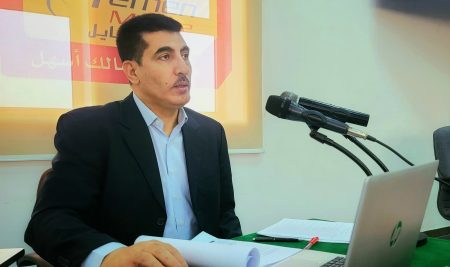 مركز إدارة الأعمال بجامعة صنعاء يناقش خطة أطروحة الدكتوراة للباحث عادل يحيى الحبابي