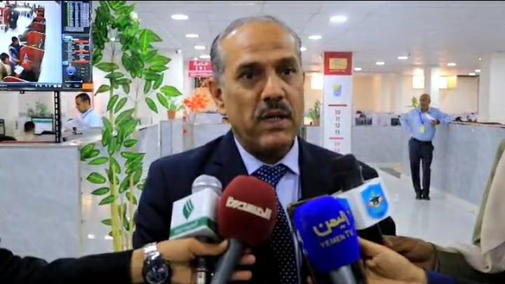 رئيس الجامعة يدشن اختبارات المفاضلة بين الطلبة المتقدمين للإلتحاق بكلية الطب والعلوم الصحية، تخصص طب عام وجراحة رئيس الجامعة يدشن اختبارات المفاضلة بين الطلبة المتقدمين للإلتحاق بكلية الطب والعلوم الصحية، تخصص طب عام وجراحة