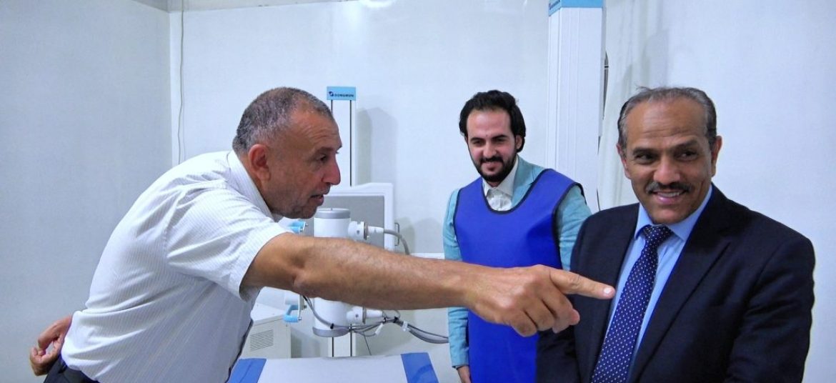Sana’a University Rector Visits University Hospital and Highlights Need for Development to Better Serve Academic and Administrative Staff