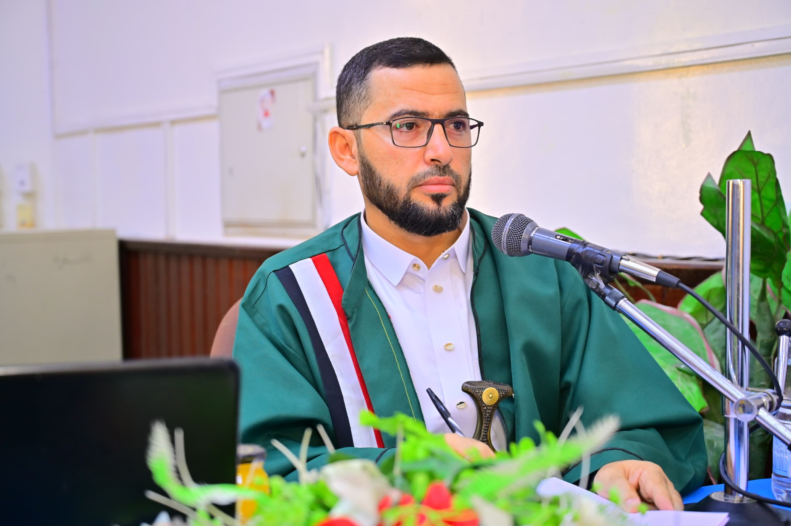 الماجستير للباحث محمد عبدالله الدهمي، من قسم القرآن الكريم بكلية التربية الماجستير للباحث محمد عبدالله الدهمي، من قسم القرآن الكريم بكلية التربية