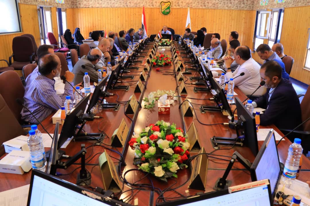 مجلس الجامعة يعتمد فتح برنامجي دبلوم في الحاسب الآلي ويصادق على كشوفات الخريجين في عدد من الكليات مجلس الجامعة يعتمد فتح برنامجي دبلوم في الحاسب الآلي ويصادق على كشوفات الخريجين في عدد من الكليات