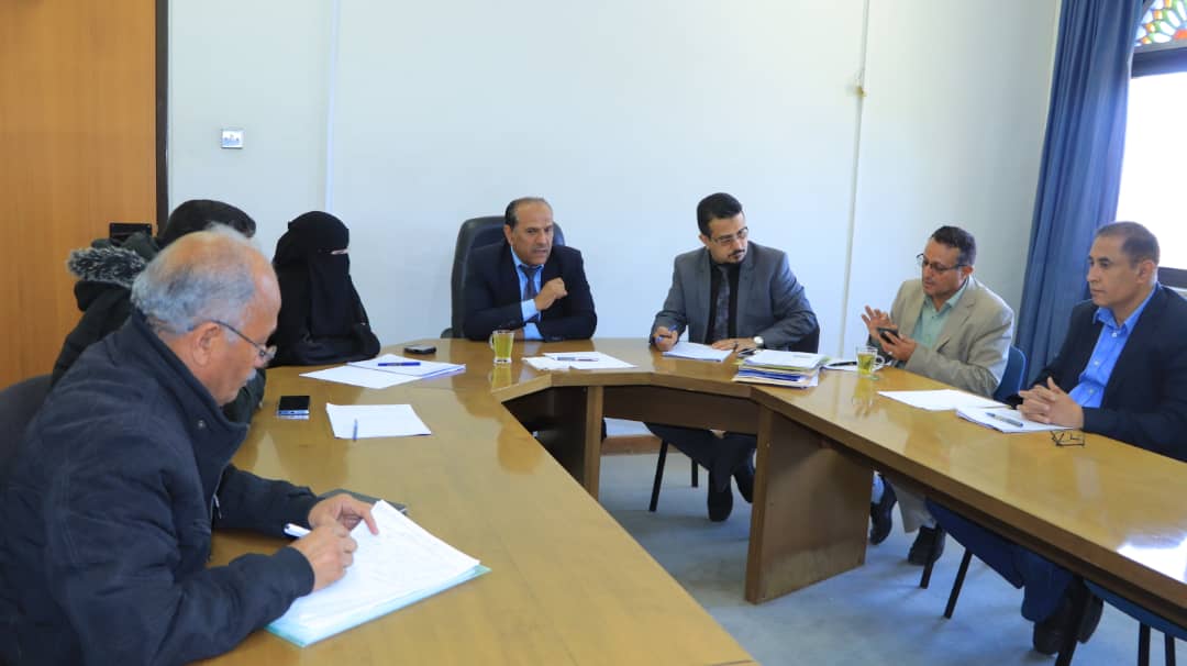 رئيس الجامعة يترأس اجتماعًا لمناقشة مستجدات مسار الاعتماد الأكاديمي الدولي wfme بكلية الطب ٥