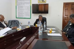 لجنة الأبحاث العلمية بجامعة صنعاء تناقش لوائح تطوير البحث العلمي وتقر مكافآت للنشر لجنة الأبحاث العلمية بجامعة صنعاء تناقش لوائح تطوير البحث العلمي وتقر مكافآت للنشر