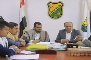 رئيس جامعة صنعاء يستقبل القائم بأعمال وزير الزراعة ويبحث معه تطوير التعليم الزراعي رئيس جامعة صنعاء يستقبل القائم بأعمال وزير الزراعة ويبحث معه تطوير التعليم الزراعي