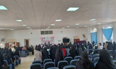 كلية اللغات تحتفل باليوم العالمي للمرأة المسلمة بمناسبة ذكرى ميلاد السيدة فاطمة الزهراء عليها السلام