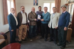 كلية اللغات بجامعة صنعاء تتسلم درع الاعتماد الذهبي الأكاديمي – صورة1