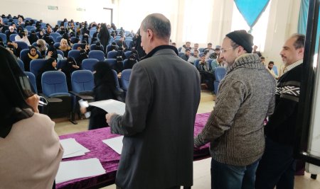 Sana’a University’s Faculty of Languages Honors Student Excellence in Extra-Curricular Activities