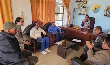 الاجتماع التحضيري لعقد المؤتمر العلمي السنوي لمشاريع التخرج ومعرض الرياضة باللغة الإنجليزية لهذا العام 