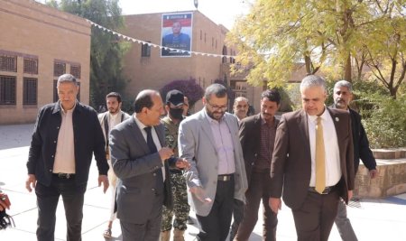 Sana’a University Rector and Minister of Health Inspect Central Laboratories at the Faculty of Agriculture