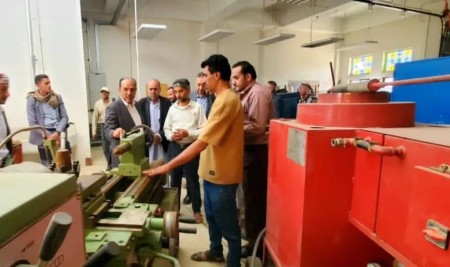 رئيس جامعة صنعاء يتفقد معامل وورش كلية الزراعة ويؤكد أهمية تعزيز الجانب التطبيقي للطلاب