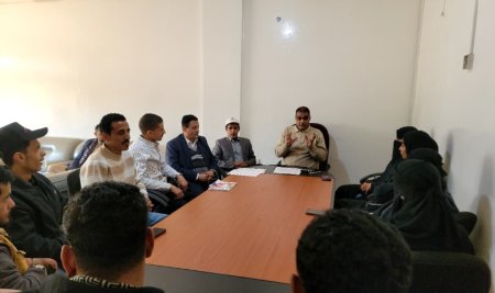 مركز الترجمة وتعليم اللغات بجامعة صنعاء يستقبل طلبة الإعلام بجامعة العلوم الحديثة في زيارة معرفية وتدريبية نوعية.