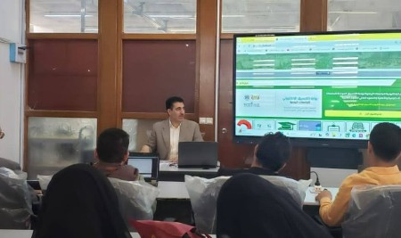 الاجتماع الدوري التاسع لمسؤولي المواقع الإلكترونية يقر تدشين “بريد الجامعة” وأرقام تواصل عبر الواتس آب والتليغرام عقب إجازة عيد الفطر