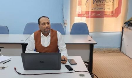 مركز إدارة الأعمال بجامعة صنعاء يناقش خطة أطروحة الدكتوراة للباحث محمد محمد حسين جابر