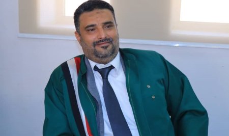 الدكتوراه في فلسفة إدارة الأعمال للباحث يحيى علي يحيى الضبعي