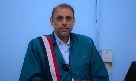 الدكتوراة في فلسفة إدارة الأعمال  للباحث عبدالحفيظ يحيى الخزان من مركز إدارة الأعمال للدراسات العليا