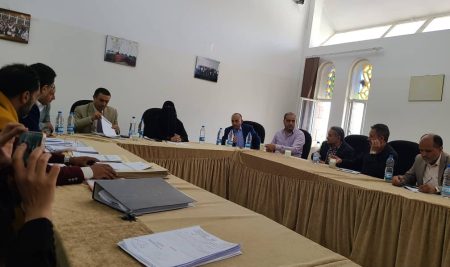 لجنة رئاسة الجامعة تُثمِّن أداء مركز دراسات الهجرة واللاجئين خلال زيارة تقييمية شاملة”