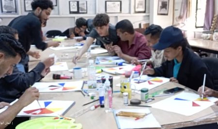 رحلة الإبداع اللوني لطلبة الجرافيكس: من أساسيات اللون إلى فن البورتريه