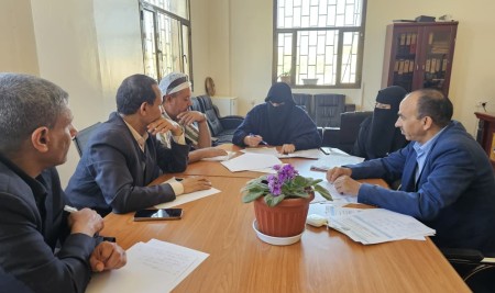 لجنة مركز التطوير وضمان الجودة تقيّم برامج الدراسات العليا بمركز أبحاث التنمية الشاملة