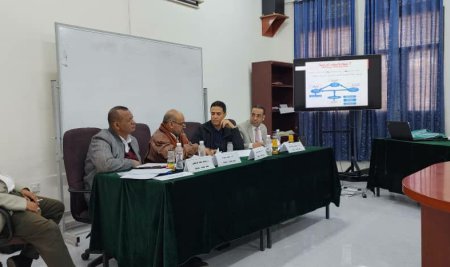 مركز الدراسات والبحوث الاقتصادية والمالية بجامعة صنعاء يناقش خطة أطروحتي الدكتوراة في المحاسبة للباحثين محمود محمد الكريبي، وأنور عبدالله القدسي