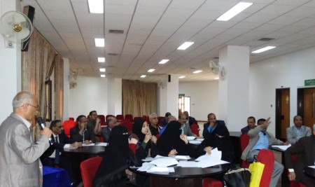 اختتام  أعمال ورشتي مراجعة وتحديث برامج الدراسات العليا بكلية الطب بجامعة صنعاء