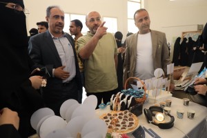 قسم الترجمة ينظم فعالية تطبيقية لربط المعرفة الأكاديمية بمهارات الحياة المهنية – صورة01 قسم الترجمة ينظم فعالية تطبيقية لربط المعرفة الأكاديمية بمهارات الحياة المهنية – صورة01