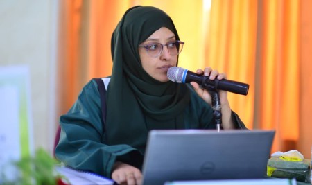 الدكتوراه للباحثة/ وداد عبدالكريم طاهر المخلافي من قسم اللغة الإنجليزية بكلية اللغات