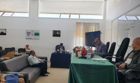 كلية الشريعة والقانون بجامعة صنعاء تناقش خطة أطروحة الدكتوراه للباحث عمر حسين أحمد المجنذر