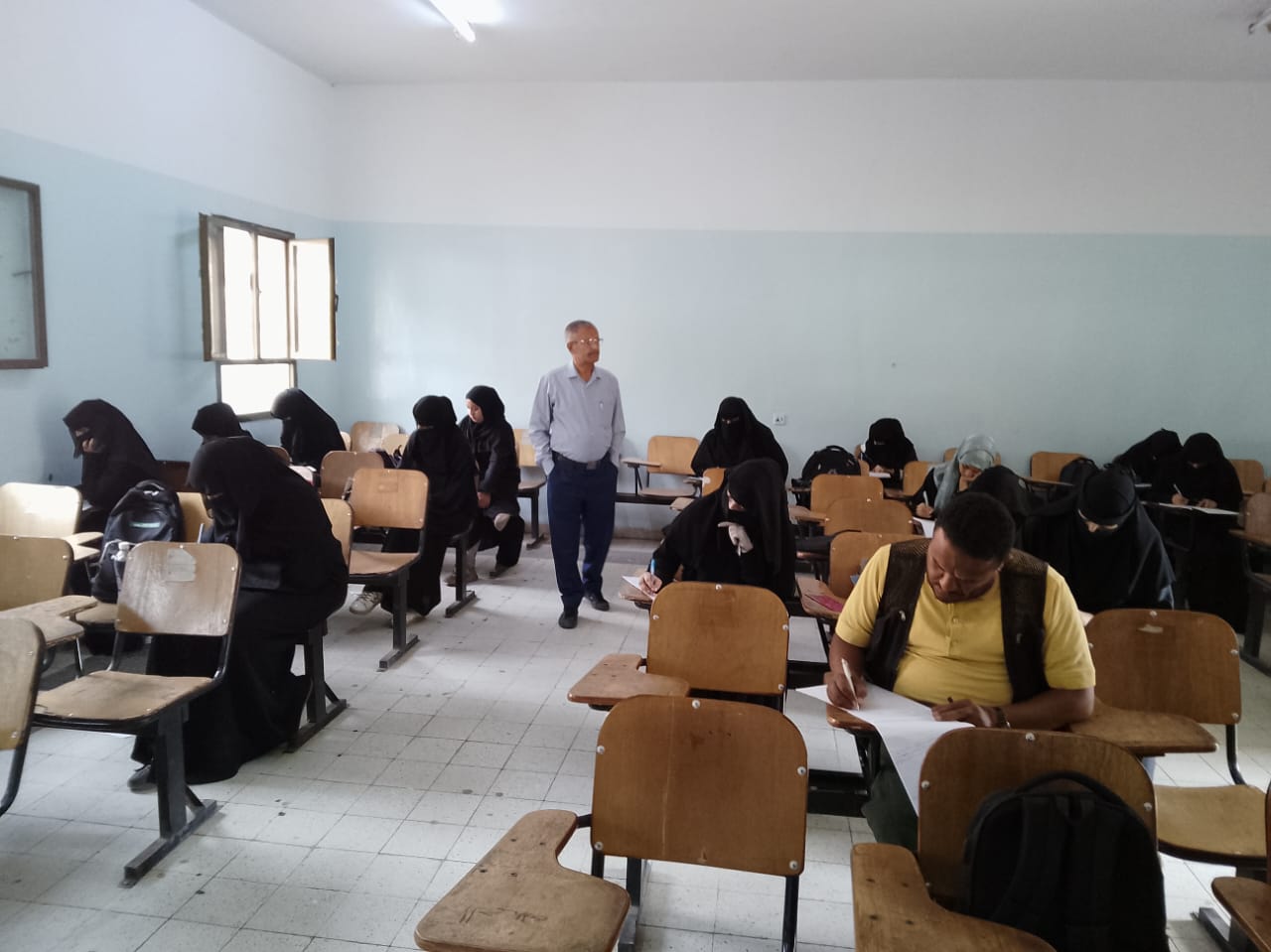 Faculty of Arts and Humanities at Sana’a University Launches Midterm Examinations for the Academic Year 2026/2027