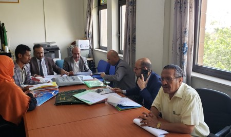مجلس كلية الصيدلة بجامعة صنعاء يعقد اجتماعه الدوري الرابع لمناقشة عدد من القضايا الأكاديمية الدراسات العليا وشؤون الطلاب