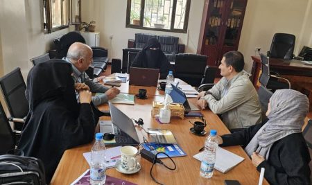 اجتماع يناقش آلية تفعيل عمل المركز