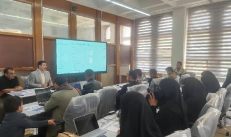 اختتام الدورة التدريبية الثانية لتعزيز كفاءة مسؤولي المواقع الإلكترونية بجامعة صنعاء