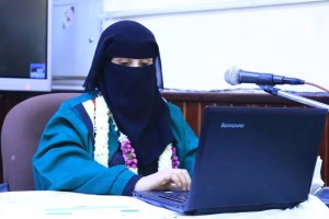 الباحثة سيده أحمد هاشم تنال الدكتوراه في مناهج اللغة العربية