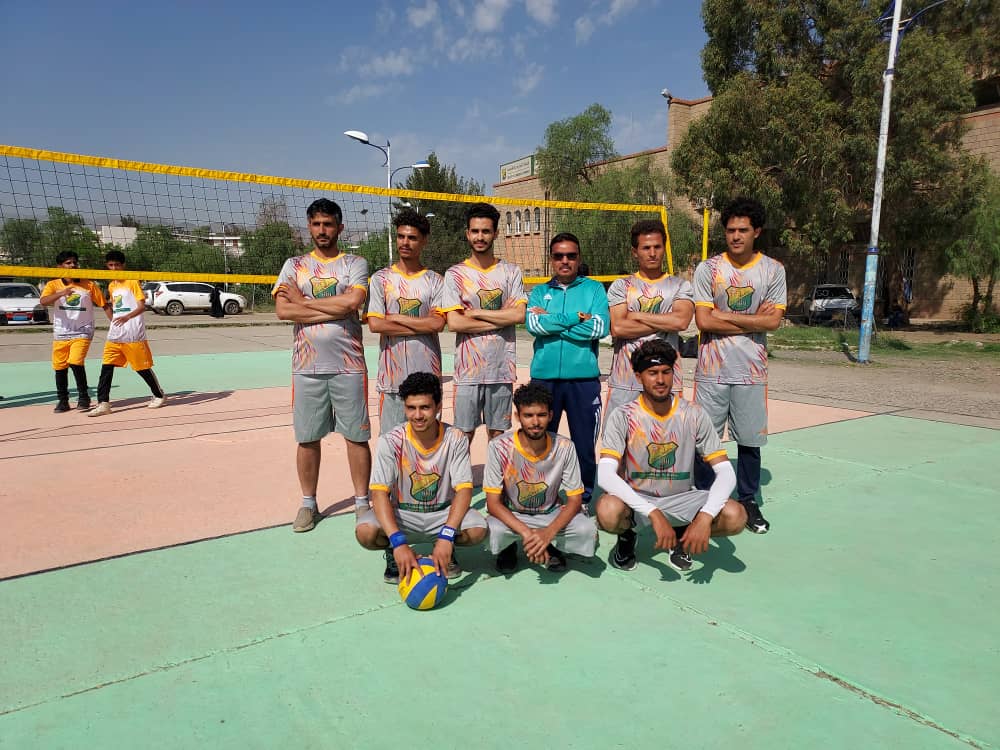 فريق كلية التربية الرياضية يتأهل إلى نهائي كأس الجامعة لبطولة الكرة الطائرة