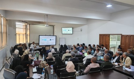 Sana’a University’s Water and Environment Center ‎Holds Training Session on Integrating AI in ‎Postgraduate Studies