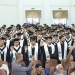 بحضور وزير التربية والتعليم ورئيس جامعة صنعاءكلية الطب تحتفل بتخرج الدفعة الخامسة والثلاثين من خريجي الطب البشري 8