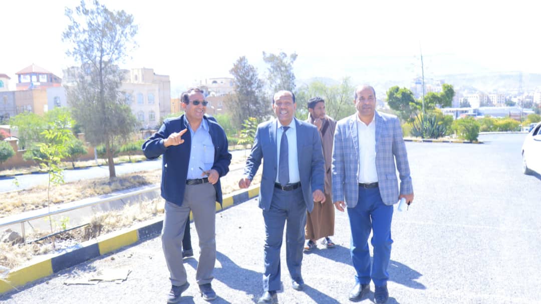 رئيس جامعة صنعاء يتفقد كلية الطب ويُوجّه بخطة عاجلة لتطوير وتحديث البنية التحتية4