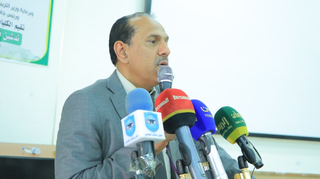 رئيس جامعة صنعاء يدشّن فعاليات ذكرى جمعة رجب بالكليات الطبية