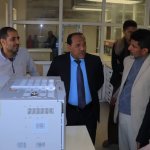 رئيس جامعة صنعاء يطلع على جاهزية المختبر المركزي للبحث العلمي وخدمة المجتمع بكلية الزراعة٢