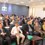 جامعة صنعاء تحتفي بإنجازاتها الأكاديمية وتكرّم 33 باحثًا في فعالية تسليم شهادات الدكتوراه في إدارةالأعمال5