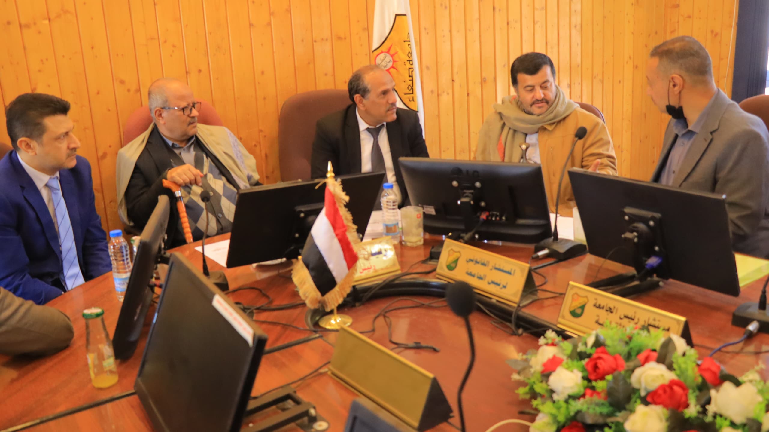 جامعة صنعاء ووزارة الزراعة تناقشان بنود مذكرة تفاهم لتطوير التعليم الزراعي والبيطري والتطبيق العملي١٢