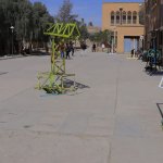 رئيس الجامعة يطّلع على تشغيل بنش النيوماتيك خلال زيارته التفقدية لكلية الهندسة ٥