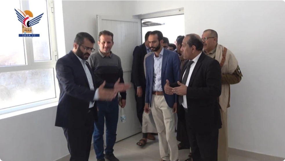 رئيس جامعة صنعاء يفتتح خمسة معامل حديثة واستراحة الطالبات بكلية الحاسوب2