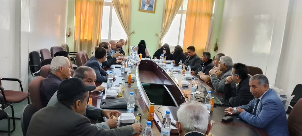 مجلس الدراسات العليا بالجامعة يعقد اجتماعه الدوري السابع١